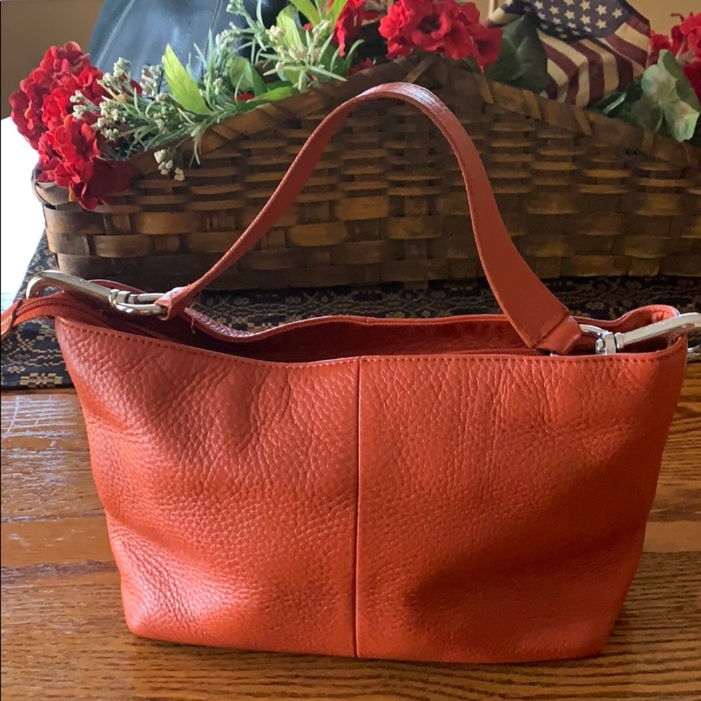 Wilson’s leather house hand bag.